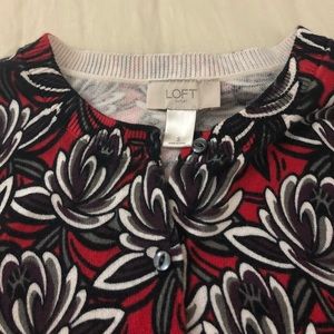 NWOT LOFT sweater🍒